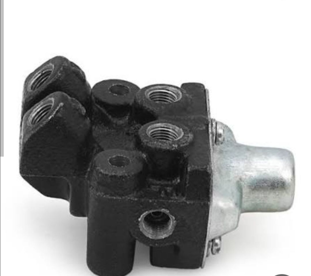 پمپ فشار شكن (شير تقسيم ترمز)پرايد(ك 50 عدد) راديكال